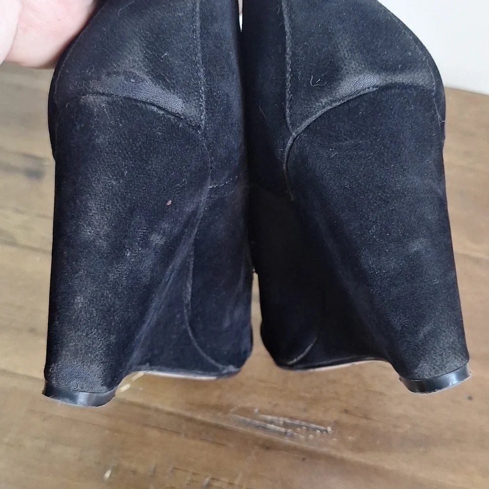 Black Suede Oxford Heels – Size 6